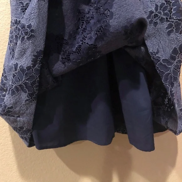 Vince Camuto Women's Navy Blue Floral Lace Sleeveless Lined Dress Size 6 - Picture 12 of 13